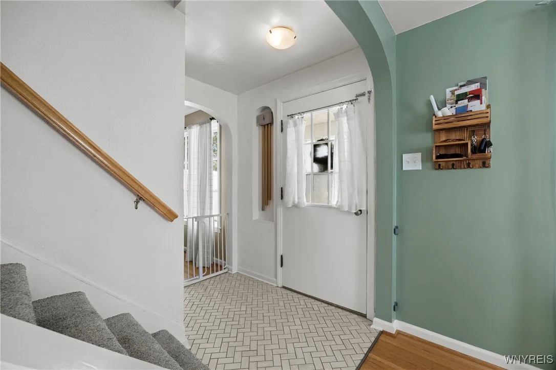 560 Fletcher Street, Tonawanda, New York 14150, Tonawanda, New York 14150, 2 Bedrooms Bedrooms, 6 Rooms Rooms,1 BathroomBathrooms,Residential,For Sale,560 Fletcher Street, Tonawanda, New York 14150,B1632996