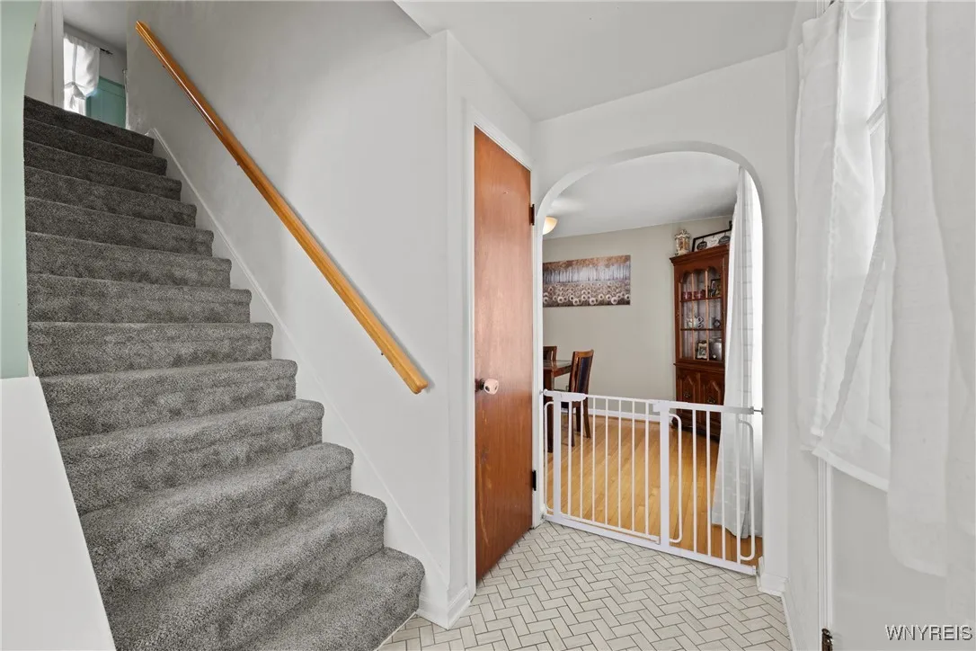 560 Fletcher Street, Tonawanda, New York 14150, Tonawanda, New York 14150, 2 Bedrooms Bedrooms, 6 Rooms Rooms,1 BathroomBathrooms,Residential,For Sale,560 Fletcher Street, Tonawanda, New York 14150,B1632996