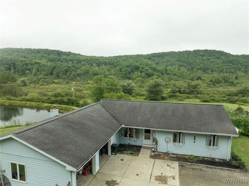 6602 Rawson Road, Lyndon, New York 14727, Lyndon, New York 14727, 3 Bedrooms Bedrooms, 6 Rooms Rooms,2 BathroomsBathrooms,Residential,For Sale,6602 Rawson Road, Lyndon, New York 14727,B1633011