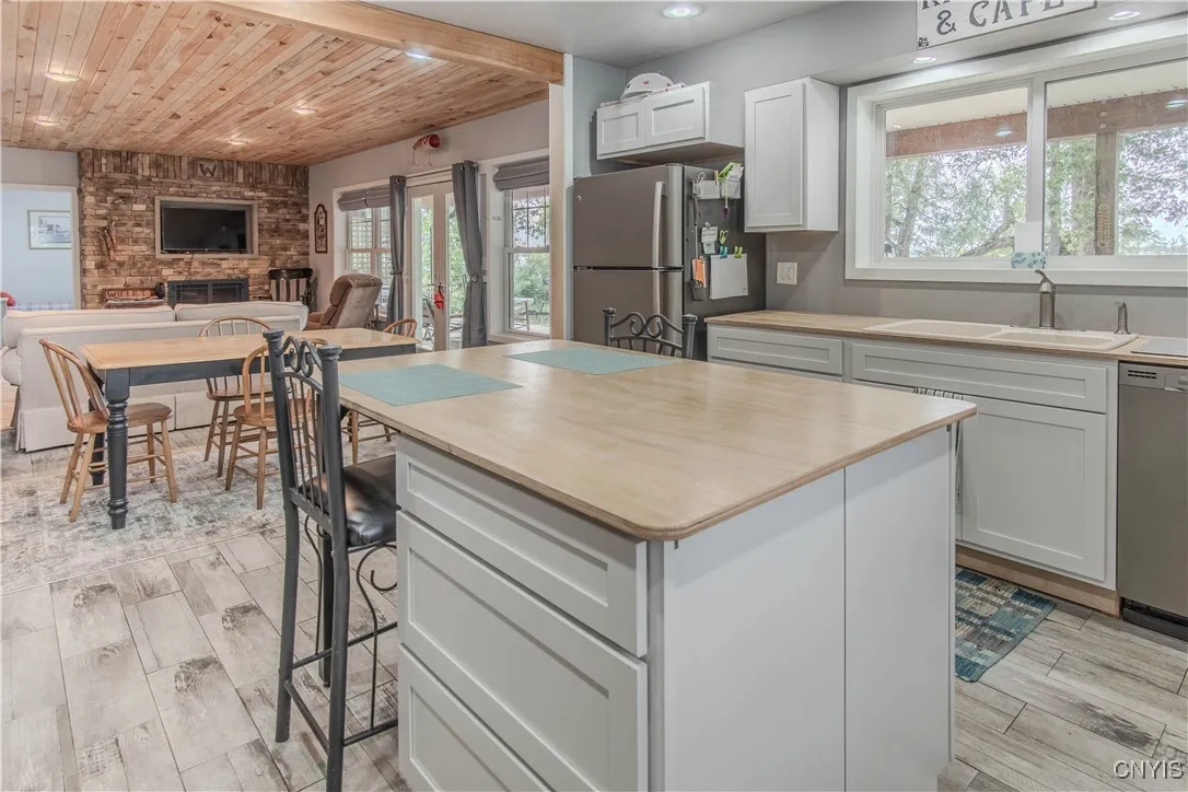 6345 Fire Road 40, Lyme, New York 13693, Lyme, New York 13693, 4 Bedrooms Bedrooms, 6 Rooms Rooms,2 BathroomsBathrooms,Residential,For Sale,6345 Fire Road 40, Lyme, New York 13693,S1631977