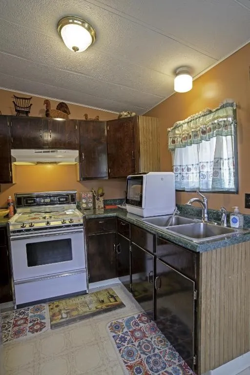 2373 County Road 35, Guilford, New York 13733, Guilford, New York 13733, 3 Bedrooms Bedrooms, 5 Rooms Rooms,1 BathroomBathrooms,Residential,For Sale,2373 County Road 35, Guilford, New York 13733,R1632203