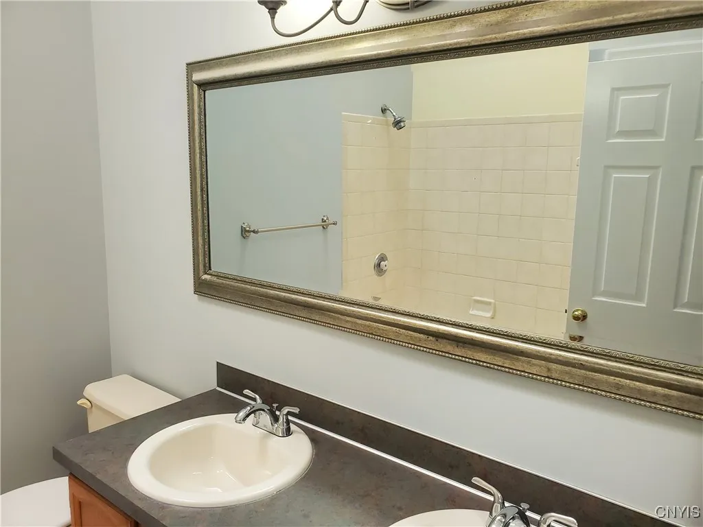 4617 Regiment Way, Manlius, New York 13104, Manlius, New York 13104, 2 Bedrooms Bedrooms, 7 Rooms Rooms,2 BathroomsBathrooms,Residential,For Sale,4617 Regiment Way, Manlius, New York 13104,S1628261