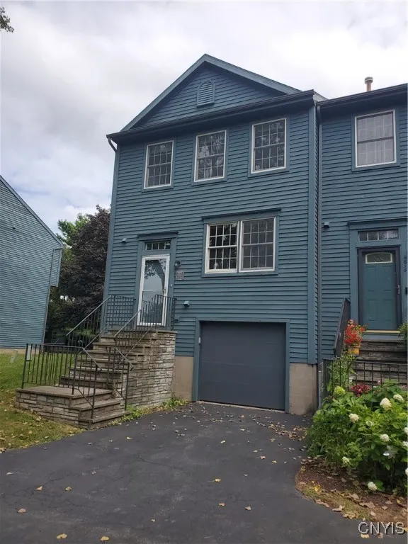 4617 Regiment Way, Manlius, New York 13104, Manlius, New York 13104, 2 Bedrooms Bedrooms, 7 Rooms Rooms,2 BathroomsBathrooms,Residential,For Sale,4617 Regiment Way, Manlius, New York 13104,S1628261