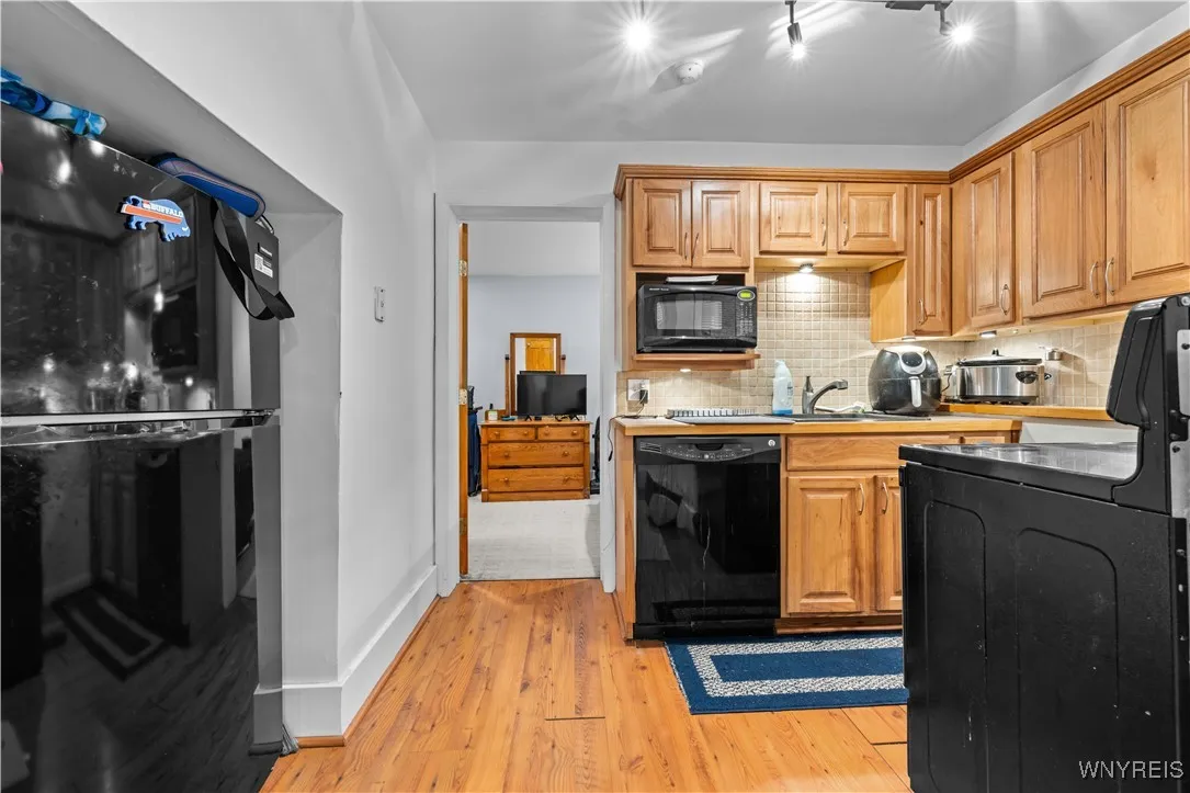 Unit 1 Kitchen