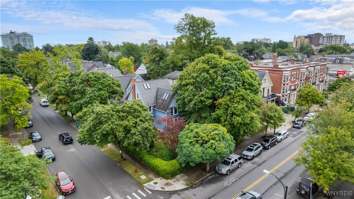 619 Elmwood Avenue, Buffalo, New York 14222, Buffalo, New York 14222, 6 Bedrooms Bedrooms, ,4 BathroomsBathrooms,Residential,For Sale,619 Elmwood Avenue, Buffalo, New York 14222,B1632061
