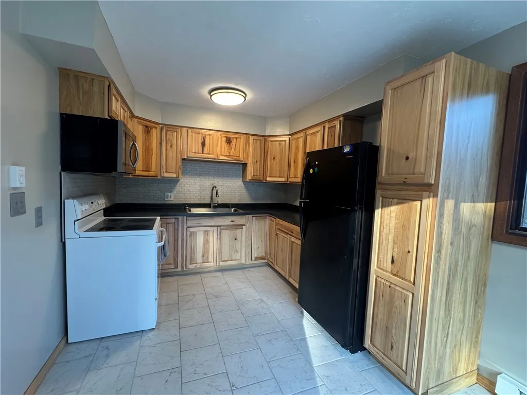114 Bliss Road, Bainbridge, New York 13733, Bainbridge, New York 13733, 3 Bedrooms Bedrooms, 10 Rooms Rooms,2 BathroomsBathrooms,Residential,For Sale,114 Bliss Road, Bainbridge, New York 13733,R1633010