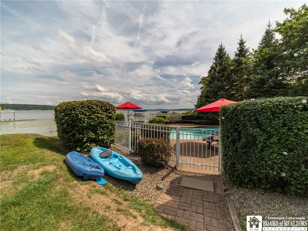 3272 Chautauqua Avenue, North Harmony, New York 14, North Harmony, New York 14710, 7 Bedrooms Bedrooms, 12 Rooms Rooms,3 BathroomsBathrooms,Residential,For Sale,3272 Chautauqua Avenue, North Harmony, New York 14,R1633007