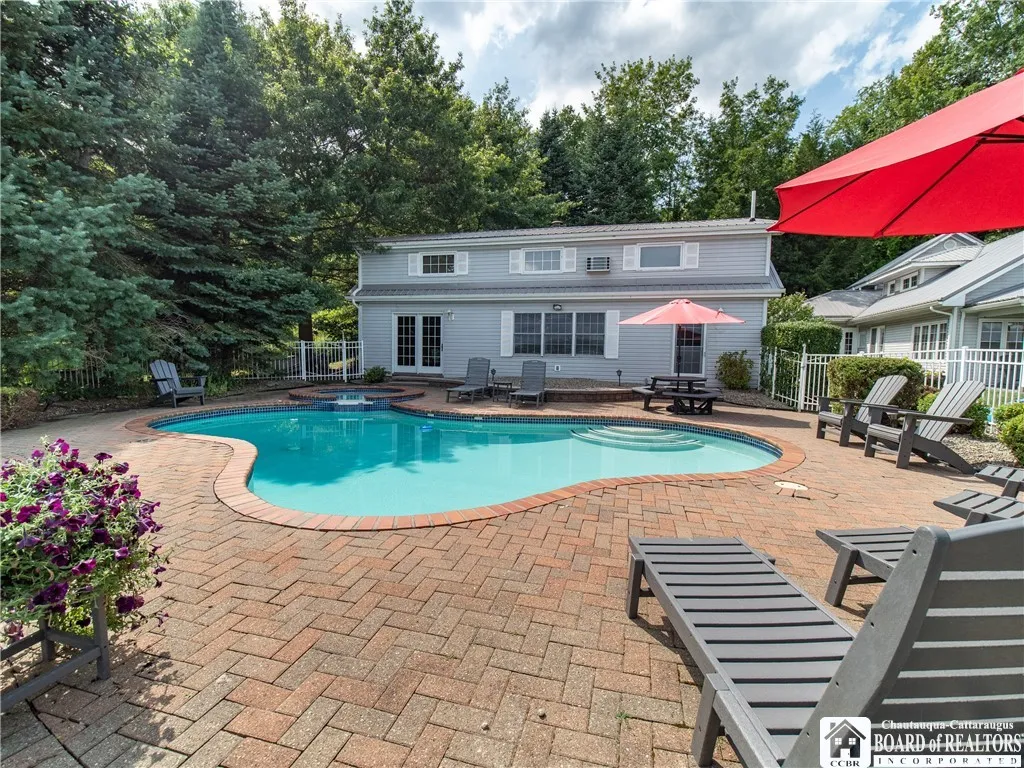 3272 Chautauqua Avenue, North Harmony, New York 14, North Harmony, New York 14710, 7 Bedrooms Bedrooms, 12 Rooms Rooms,3 BathroomsBathrooms,Residential,For Sale,3272 Chautauqua Avenue, North Harmony, New York 14,R1633007
