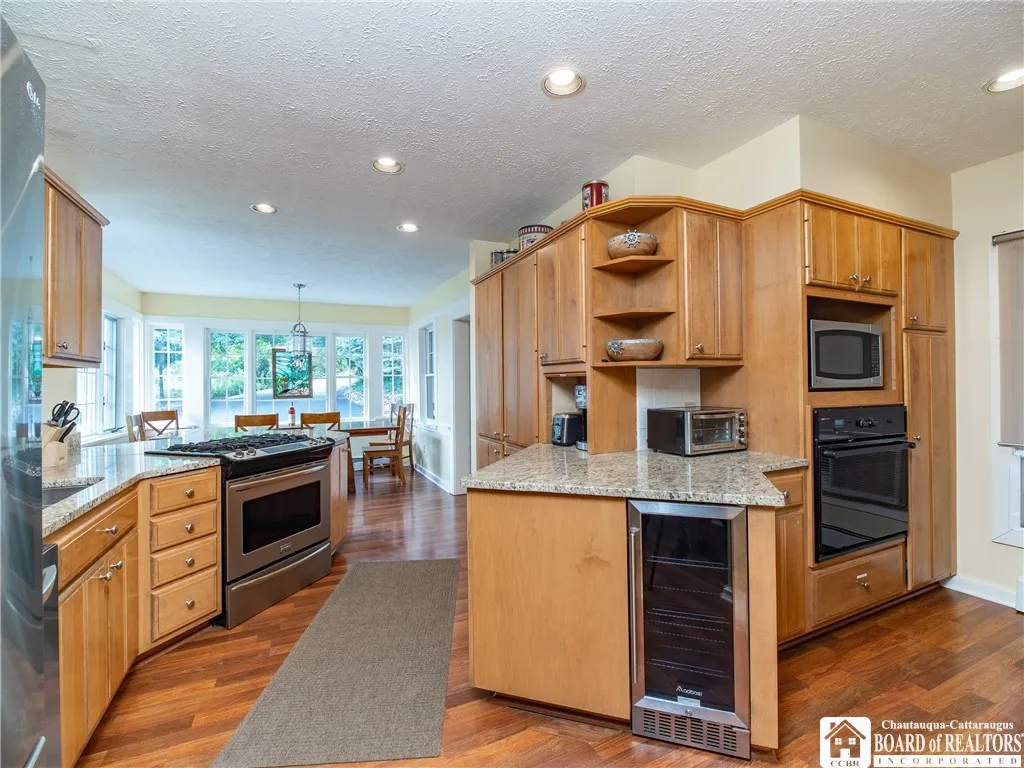 3272 Chautauqua Avenue, North Harmony, New York 14, North Harmony, New York 14710, 7 Bedrooms Bedrooms, 12 Rooms Rooms,3 BathroomsBathrooms,Residential,For Sale,3272 Chautauqua Avenue, North Harmony, New York 14,R1633007