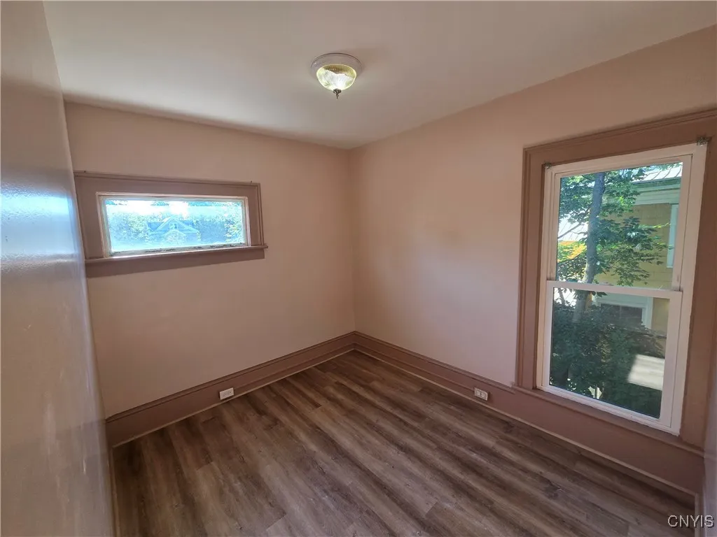 Bedroom 2 (apt. 2)