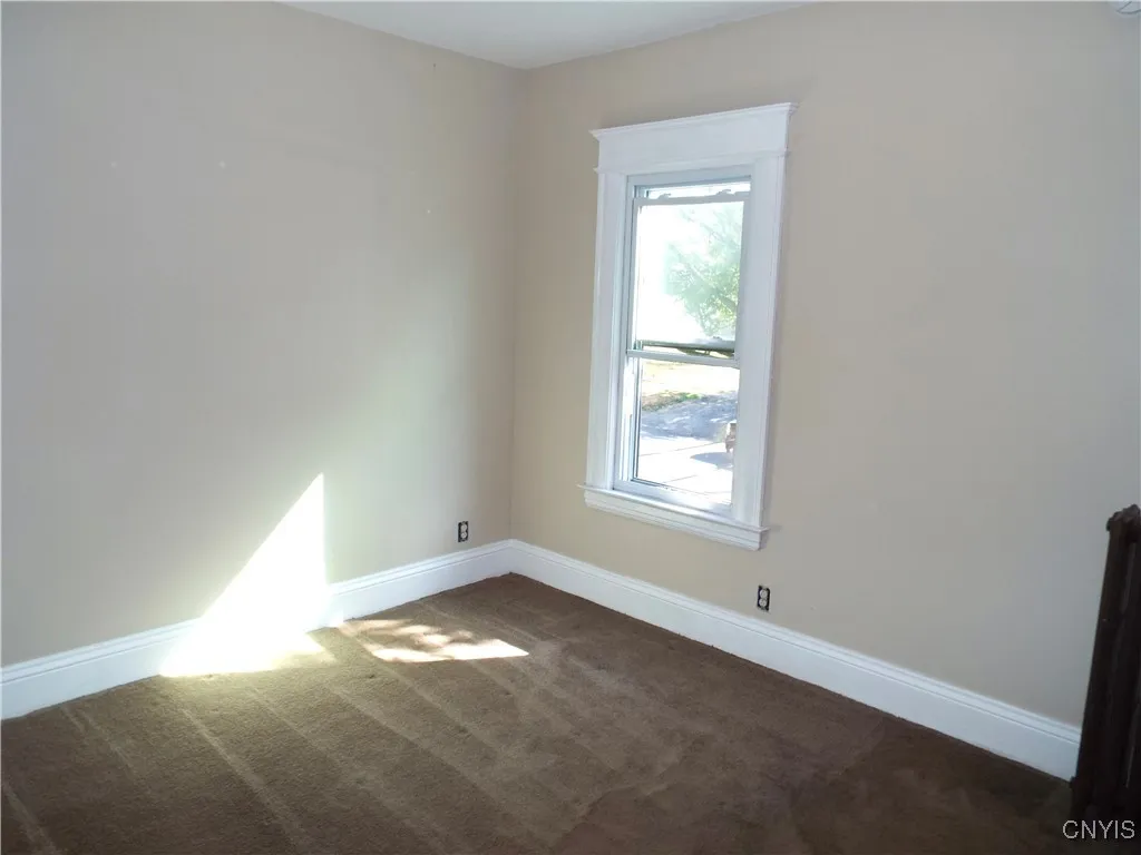 415 Highland Avenue, Dewitt, New York 13057, De Witt, New York 13057, 3 Bedrooms Bedrooms, 7 Rooms Rooms,1 BathroomBathrooms,Residential,For Sale,415 Highland Avenue, Dewitt, New York 13057,S1632895