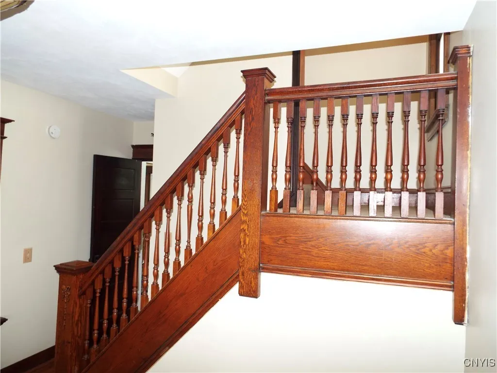 415 Highland Avenue, Dewitt, New York 13057, De Witt, New York 13057, 3 Bedrooms Bedrooms, 7 Rooms Rooms,1 BathroomBathrooms,Residential,For Sale,415 Highland Avenue, Dewitt, New York 13057,S1632895