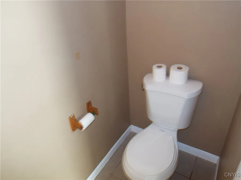 415 Highland Avenue, Dewitt, New York 13057, De Witt, New York 13057, 3 Bedrooms Bedrooms, 7 Rooms Rooms,1 BathroomBathrooms,Residential,For Sale,415 Highland Avenue, Dewitt, New York 13057,S1632895