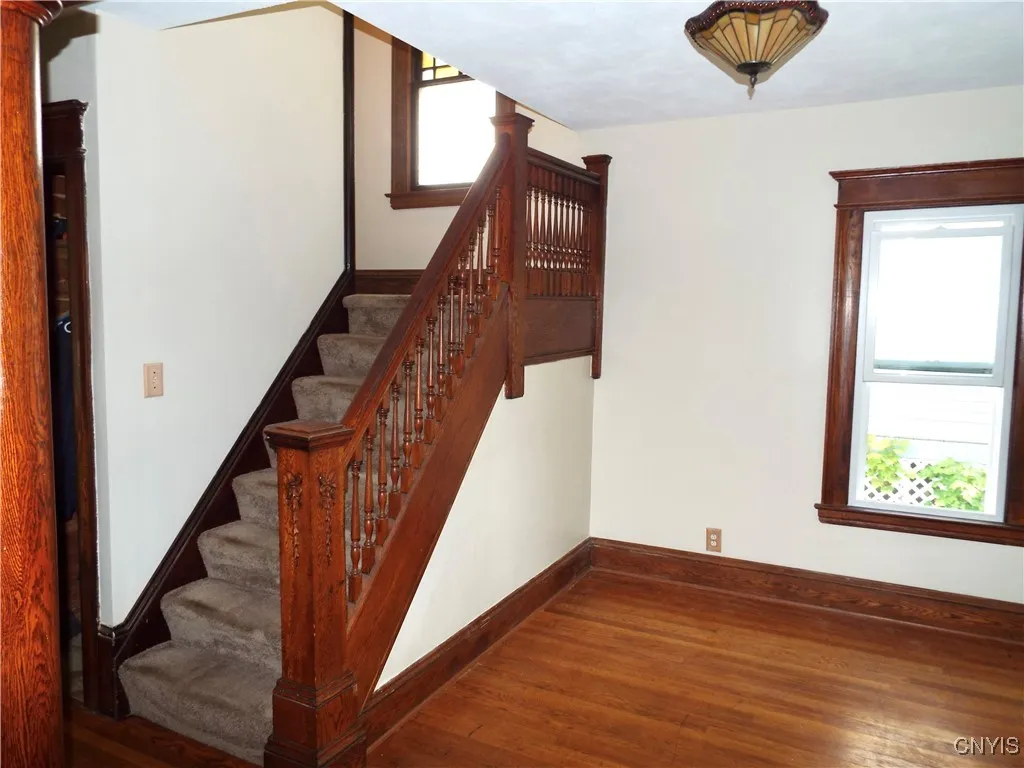 415 Highland Avenue, Dewitt, New York 13057, De Witt, New York 13057, 3 Bedrooms Bedrooms, 7 Rooms Rooms,1 BathroomBathrooms,Residential,For Sale,415 Highland Avenue, Dewitt, New York 13057,S1632895