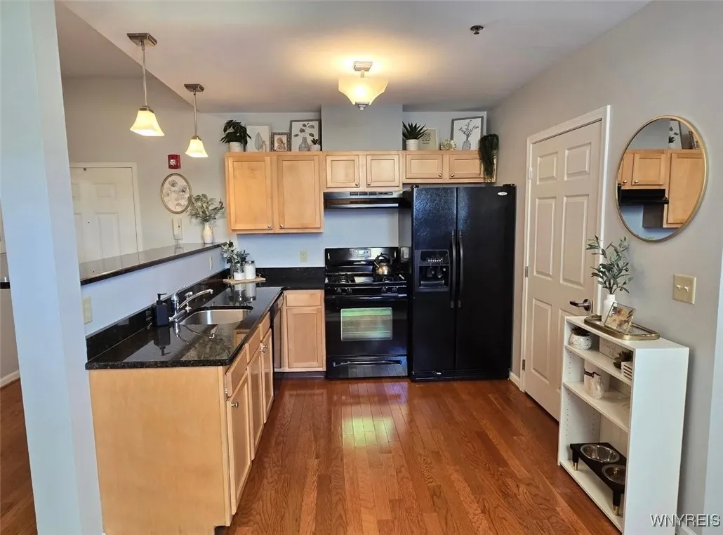 700 Parkside Avenue 1, Buffalo, New York 14216, Buffalo, New York 14216, 2 Bedrooms Bedrooms, 5 Rooms Rooms,1 BathroomBathrooms,Residential Lease,For Rent,700 Parkside Avenue 1, Buffalo, New York 14216,B1632215