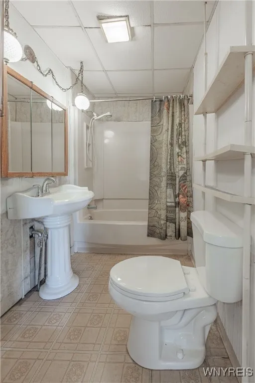 21 Hyde Park, Lockport City, New York 14094, Lockport City, New York 14094, 2 Bedrooms Bedrooms, 5 Rooms Rooms,1 BathroomBathrooms,Residential,For Sale,21 Hyde Park, Lockport City, New York 14094,B1632871