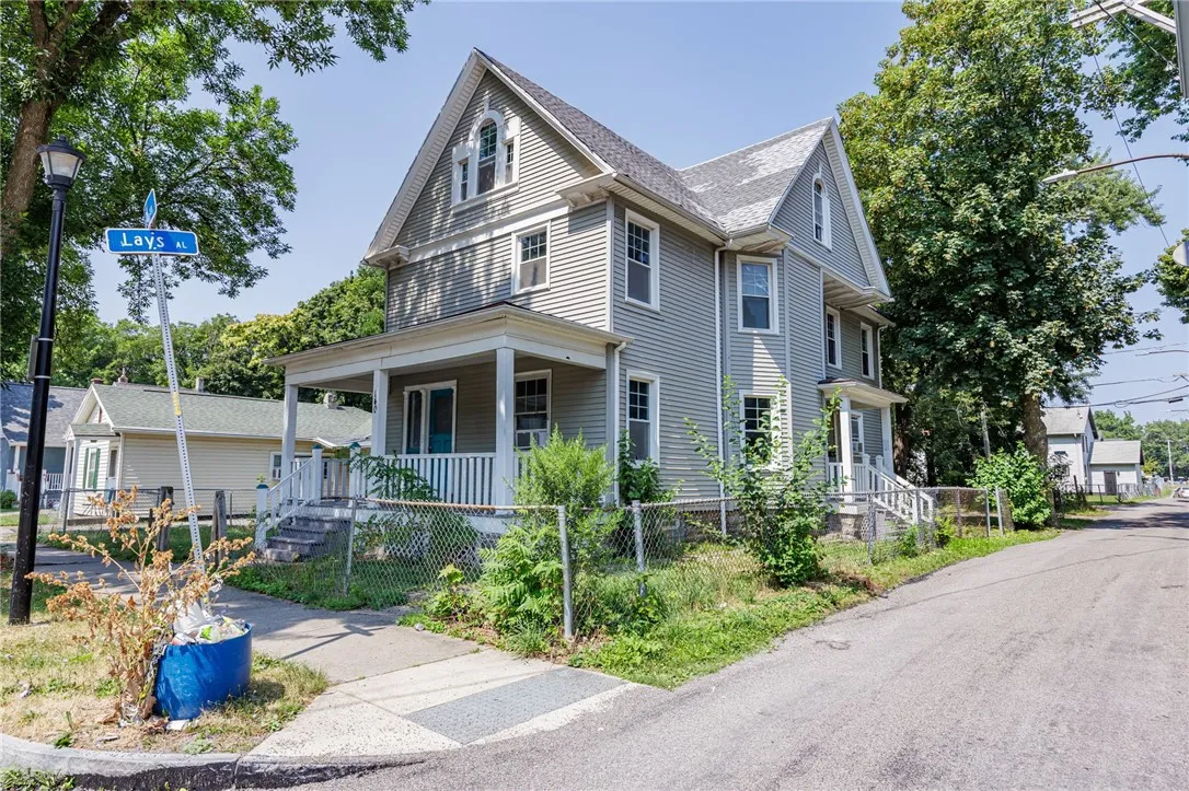 140 Weld St, Rochester, New York 14605, Rochester, New York 14605, 5 Bedrooms Bedrooms, ,3 BathroomsBathrooms,Residential,For Sale,140 Weld St, Rochester, New York 14605,R1632982