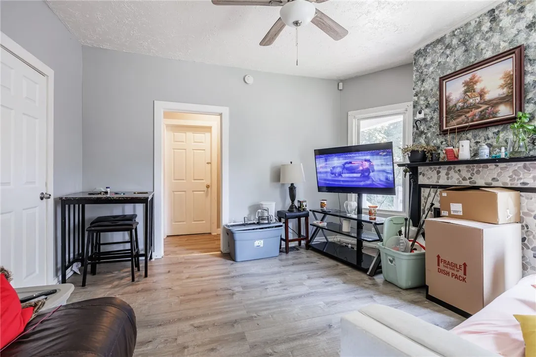 140 Weld St, Rochester, New York 14605, Rochester, New York 14605, 5 Bedrooms Bedrooms, ,3 BathroomsBathrooms,Residential,For Sale,140 Weld St, Rochester, New York 14605,R1632982