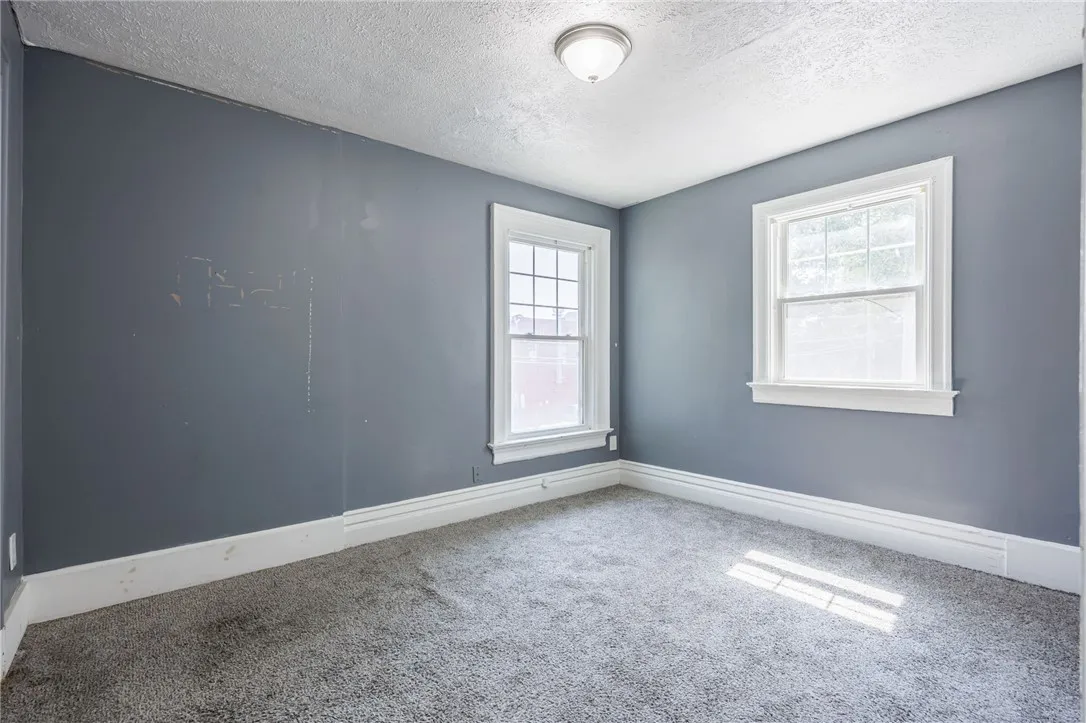 140 Weld St, Rochester, New York 14605, Rochester, New York 14605, 5 Bedrooms Bedrooms, ,3 BathroomsBathrooms,Residential,For Sale,140 Weld St, Rochester, New York 14605,R1632982