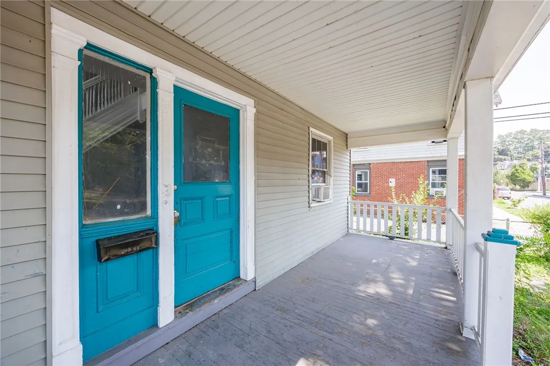 140 Weld St, Rochester, New York 14605, Rochester, New York 14605, 5 Bedrooms Bedrooms, ,3 BathroomsBathrooms,Residential,For Sale,140 Weld St, Rochester, New York 14605,R1632982