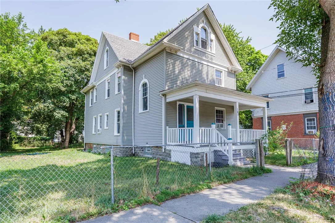 140 Weld St, Rochester, New York 14605, Rochester, New York 14605, 5 Bedrooms Bedrooms, ,3 BathroomsBathrooms,Residential,For Sale,140 Weld St, Rochester, New York 14605,R1632982