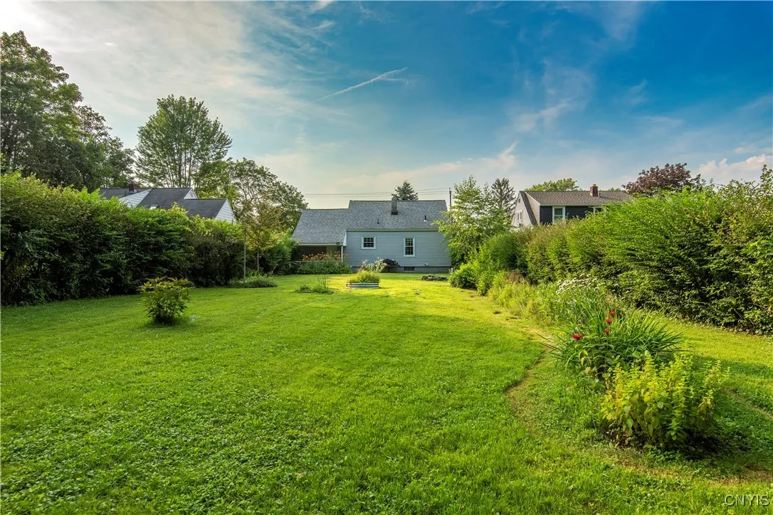 67 Merritt Place, New Hartford, New York 13413, New Hartford, New York 13413, 3 Bedrooms Bedrooms, 6 Rooms Rooms,1 BathroomBathrooms,Residential Lease,For Rent,67 Merritt Place, New Hartford, New York 13413,S1632879