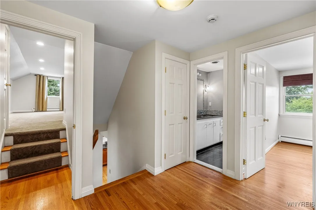 147 Ranch Trail West West, Amherst, New York 14221, Amherst, New York 14221, 5 Bedrooms Bedrooms, 10 Rooms Rooms,2 BathroomsBathrooms,Residential,For Sale,147 Ranch Trail West West, Amherst, New York 14221,0,B1632974