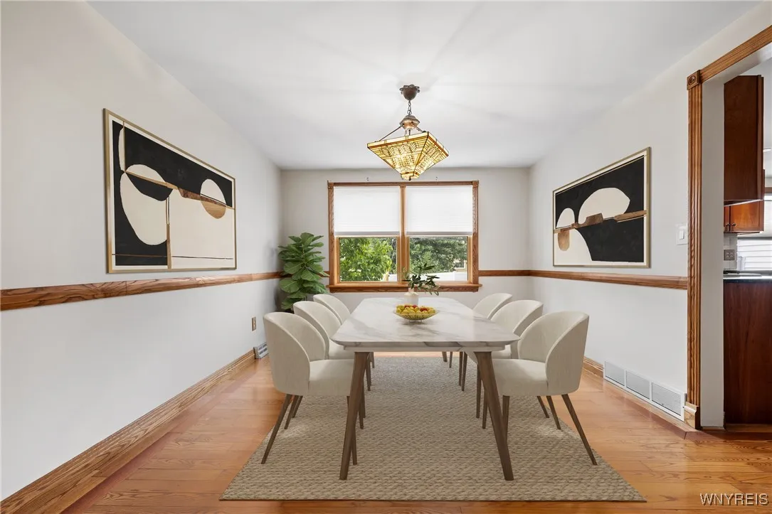 147 Ranch Trail West West, Amherst, New York 14221, Amherst, New York 14221, 5 Bedrooms Bedrooms, 10 Rooms Rooms,2 BathroomsBathrooms,Residential,For Sale,147 Ranch Trail West West, Amherst, New York 14221,0,B1632974