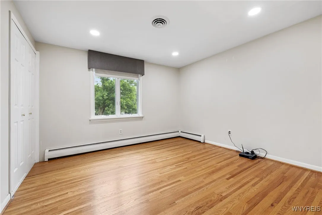 147 Ranch Trail West West, Amherst, New York 14221, Amherst, New York 14221, 5 Bedrooms Bedrooms, 10 Rooms Rooms,2 BathroomsBathrooms,Residential,For Sale,147 Ranch Trail West West, Amherst, New York 14221,0,B1632974