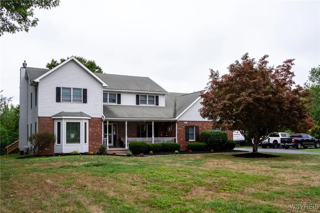 2772 Pleasant Avenue, Hamburg, New York 14085, Hamburg, New York 14085, 5 Bedrooms Bedrooms, 9 Rooms Rooms,3 BathroomsBathrooms,Residential,For Sale,2772 Pleasant Avenue, Hamburg, New York 14085,B1632255