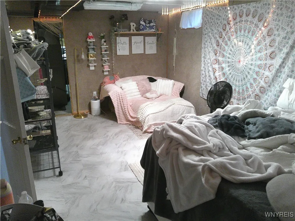 5774 Sweetland Road, Stafford, New York 14143, Stafford, New York 14143, 3 Bedrooms Bedrooms, 9 Rooms Rooms,3 BathroomsBathrooms,Residential,Closed,5774 Sweetland Road, Stafford, New York 14143,0,B1633046