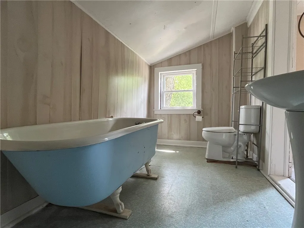 35 North Washington Avenue, Oxford, New York 13830, Oxford, New York 13830, 3 Bedrooms Bedrooms, 12 Rooms Rooms,2 BathroomsBathrooms,Residential,For Sale,35 North Washington Avenue, Oxford, New York 13830,R1633087