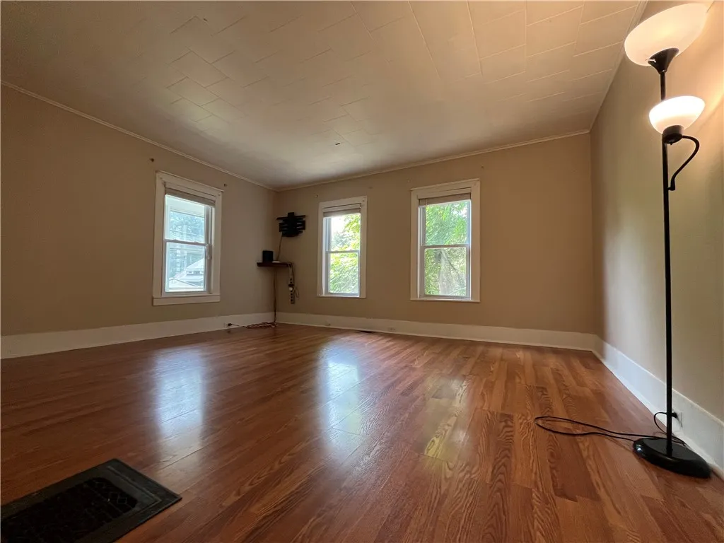 35 North Washington Avenue, Oxford, New York 13830, Oxford, New York 13830, 3 Bedrooms Bedrooms, 12 Rooms Rooms,2 BathroomsBathrooms,Residential,For Sale,35 North Washington Avenue, Oxford, New York 13830,R1633087