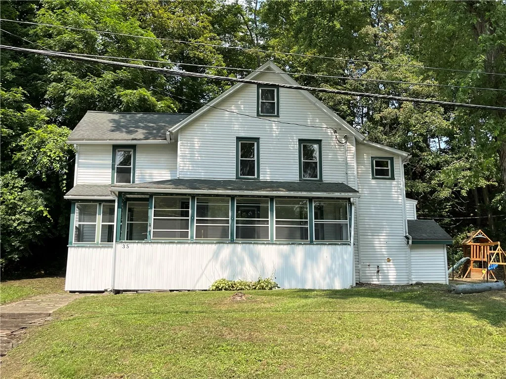 35 North Washington Avenue, Oxford, New York 13830, Oxford, New York 13830, 3 Bedrooms Bedrooms, 12 Rooms Rooms,2 BathroomsBathrooms,Residential,For Sale,35 North Washington Avenue, Oxford, New York 13830,R1633087