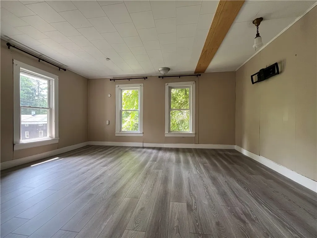 35 North Washington Avenue, Oxford, New York 13830, Oxford, New York 13830, 3 Bedrooms Bedrooms, 12 Rooms Rooms,2 BathroomsBathrooms,Residential,For Sale,35 North Washington Avenue, Oxford, New York 13830,R1633087