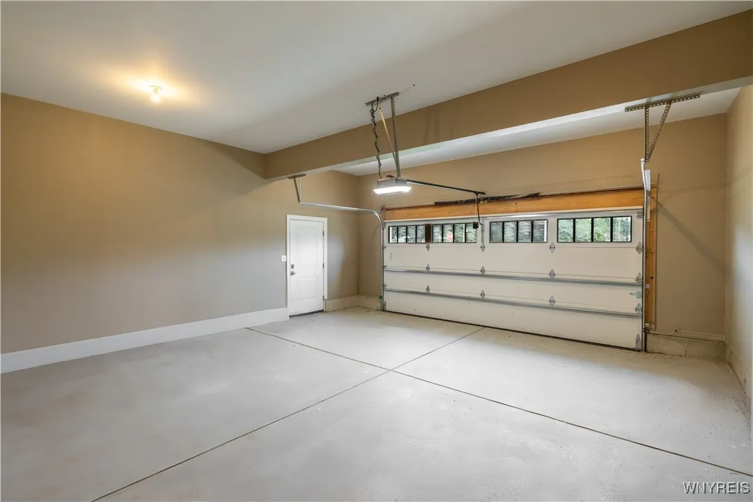 10 Bentley Drive, Orchard Park, New York 14127, Orchard Park, New York 14127, 3 Bedrooms Bedrooms, 7 Rooms Rooms,2 BathroomsBathrooms,Residential,For Sale,10 Bentley Drive, Orchard Park, New York 14127,B1633043