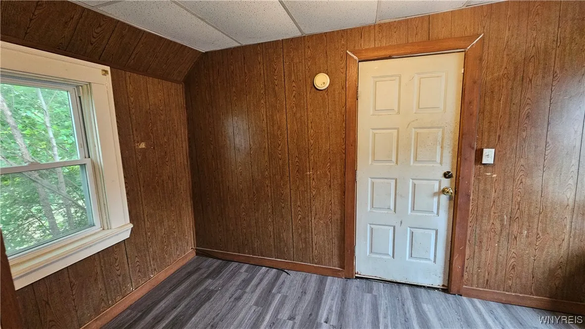 204 Herman Street, Buffalo, New York 14211, Buffalo, New York 14211, 2 Bedrooms Bedrooms, 5 Rooms Rooms,1 BathroomBathrooms,Residential,For Sale,204 Herman Street, Buffalo, New York 14211,B1627001
