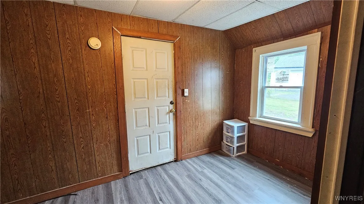 204 Herman Street, Buffalo, New York 14211, Buffalo, New York 14211, 2 Bedrooms Bedrooms, 5 Rooms Rooms,1 BathroomBathrooms,Residential,For Sale,204 Herman Street, Buffalo, New York 14211,B1627001