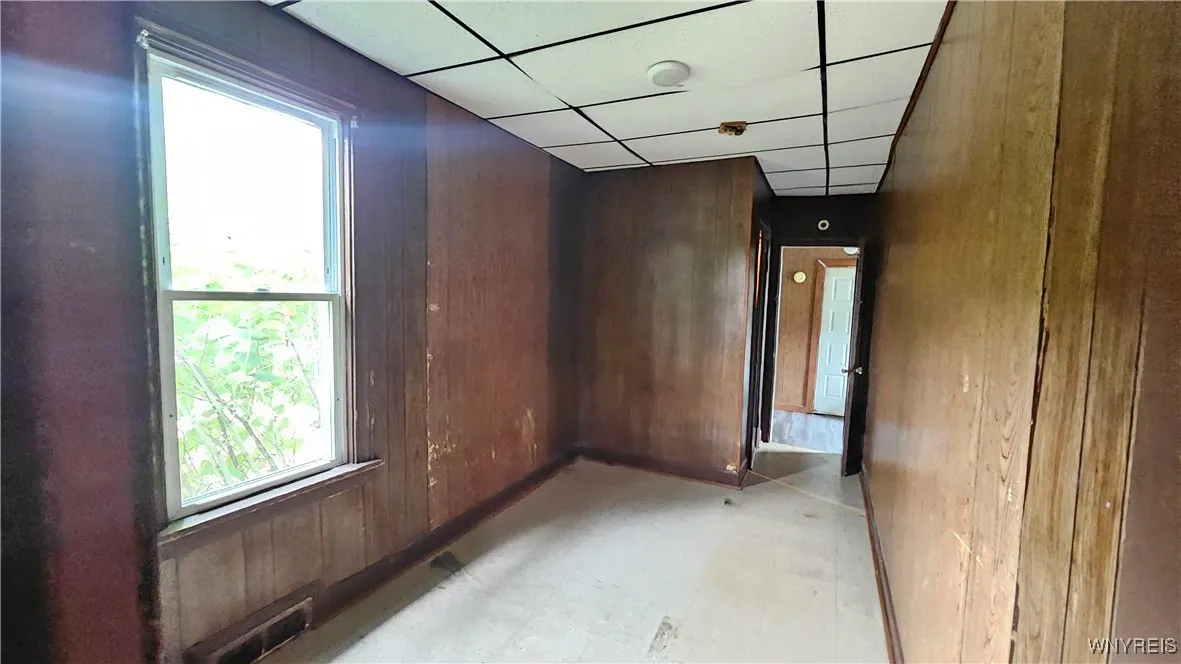 204 Herman Street, Buffalo, New York 14211, Buffalo, New York 14211, 2 Bedrooms Bedrooms, 5 Rooms Rooms,1 BathroomBathrooms,Residential,For Sale,204 Herman Street, Buffalo, New York 14211,B1627001