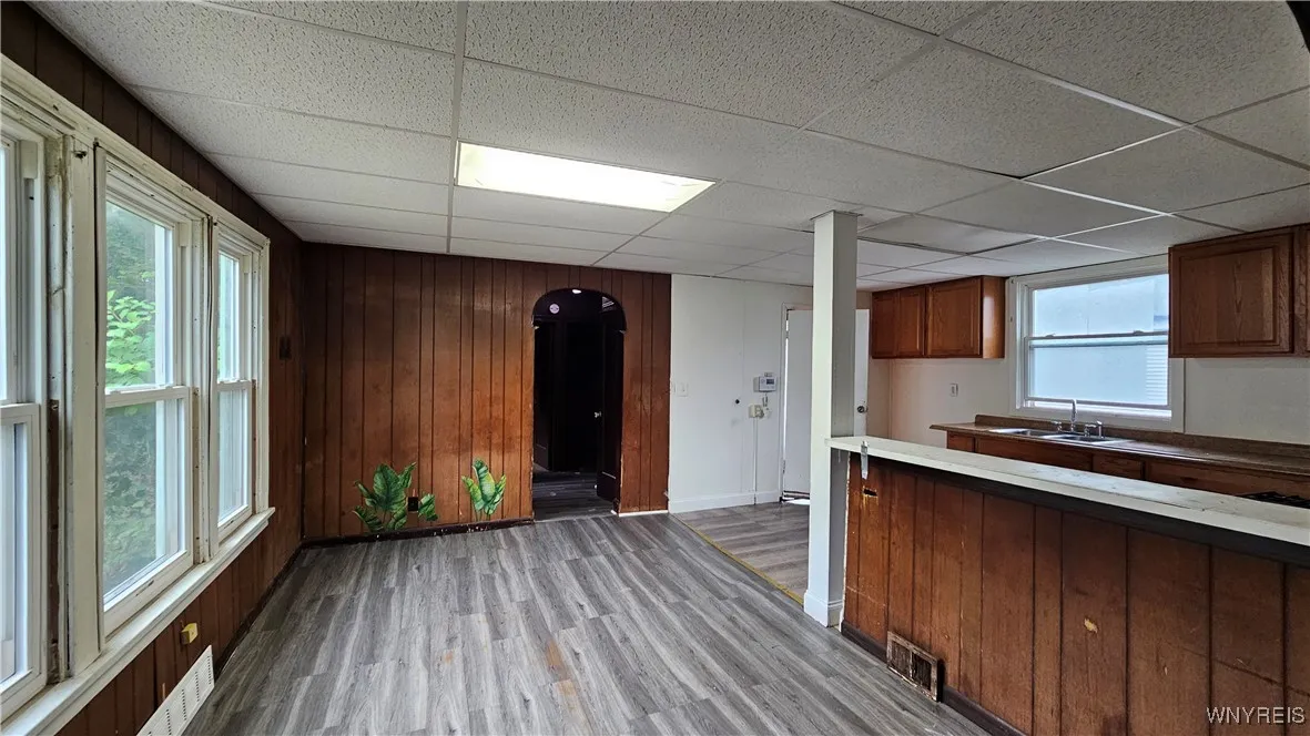 204 Herman Street, Buffalo, New York 14211, Buffalo, New York 14211, 2 Bedrooms Bedrooms, 5 Rooms Rooms,1 BathroomBathrooms,Residential,For Sale,204 Herman Street, Buffalo, New York 14211,B1627001