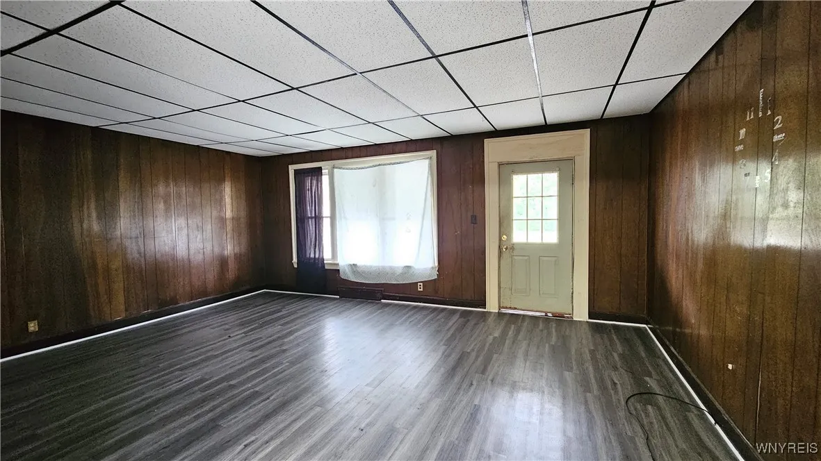 204 Herman Street, Buffalo, New York 14211, Buffalo, New York 14211, 2 Bedrooms Bedrooms, 5 Rooms Rooms,1 BathroomBathrooms,Residential,For Sale,204 Herman Street, Buffalo, New York 14211,B1627001
