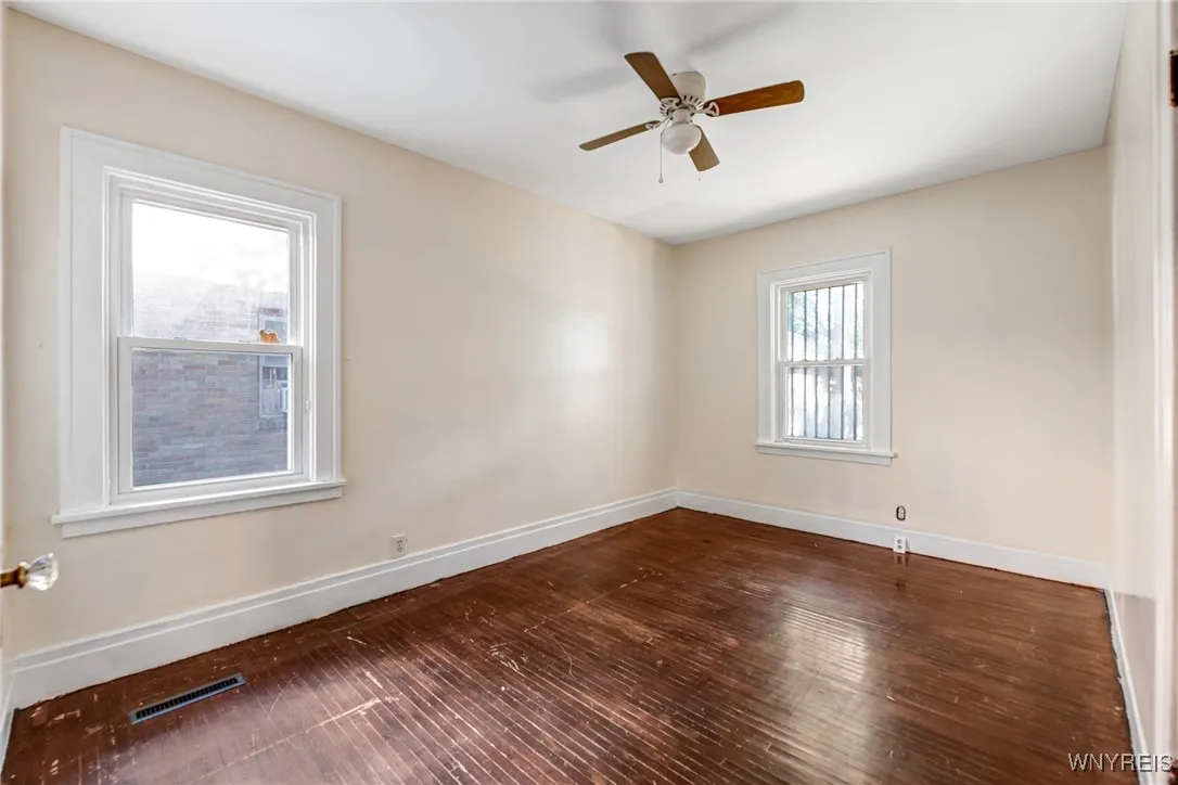 71 East Morris Avenue S, Buffalo, New York 14214, Buffalo, New York 14214, 4 Bedrooms Bedrooms, ,2 BathroomsBathrooms,Residential,For Sale,71 East Morris Avenue S, Buffalo, New York 14214,B1633098