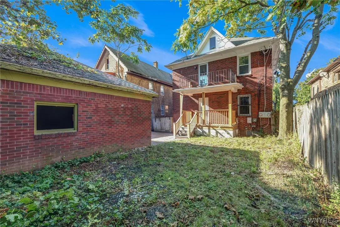 71 East Morris Avenue S, Buffalo, New York 14214, Buffalo, New York 14214, 4 Bedrooms Bedrooms, ,2 BathroomsBathrooms,Residential,For Sale,71 East Morris Avenue S, Buffalo, New York 14214,B1633098