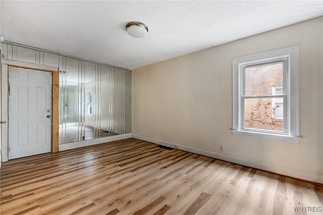 71 East Morris Avenue S, Buffalo, New York 14214, Buffalo, New York 14214, 4 Bedrooms Bedrooms, ,2 BathroomsBathrooms,Residential,For Sale,71 East Morris Avenue S, Buffalo, New York 14214,B1633098