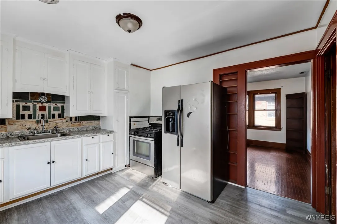 71 East Morris Avenue S, Buffalo, New York 14214, Buffalo, New York 14214, 4 Bedrooms Bedrooms, ,2 BathroomsBathrooms,Residential,For Sale,71 East Morris Avenue S, Buffalo, New York 14214,B1633098