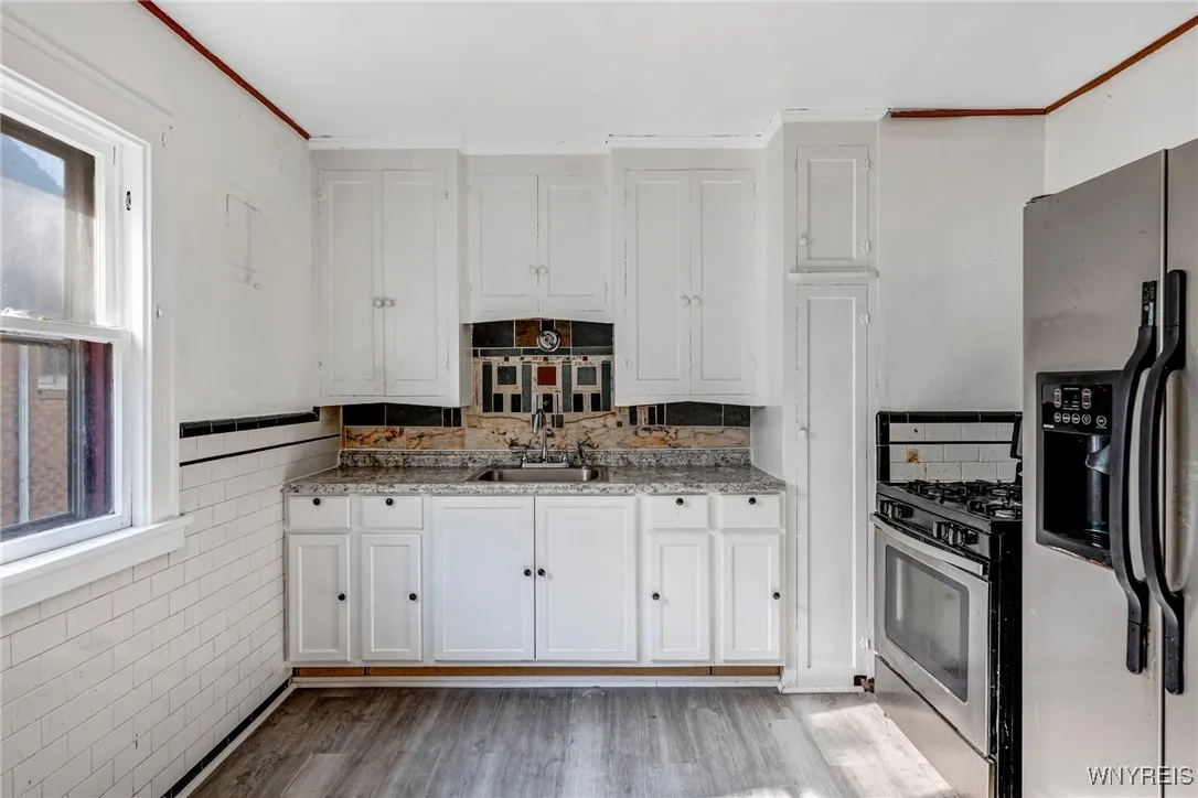 71 East Morris Avenue S, Buffalo, New York 14214, Buffalo, New York 14214, 4 Bedrooms Bedrooms, ,2 BathroomsBathrooms,Residential,For Sale,71 East Morris Avenue S, Buffalo, New York 14214,B1633098