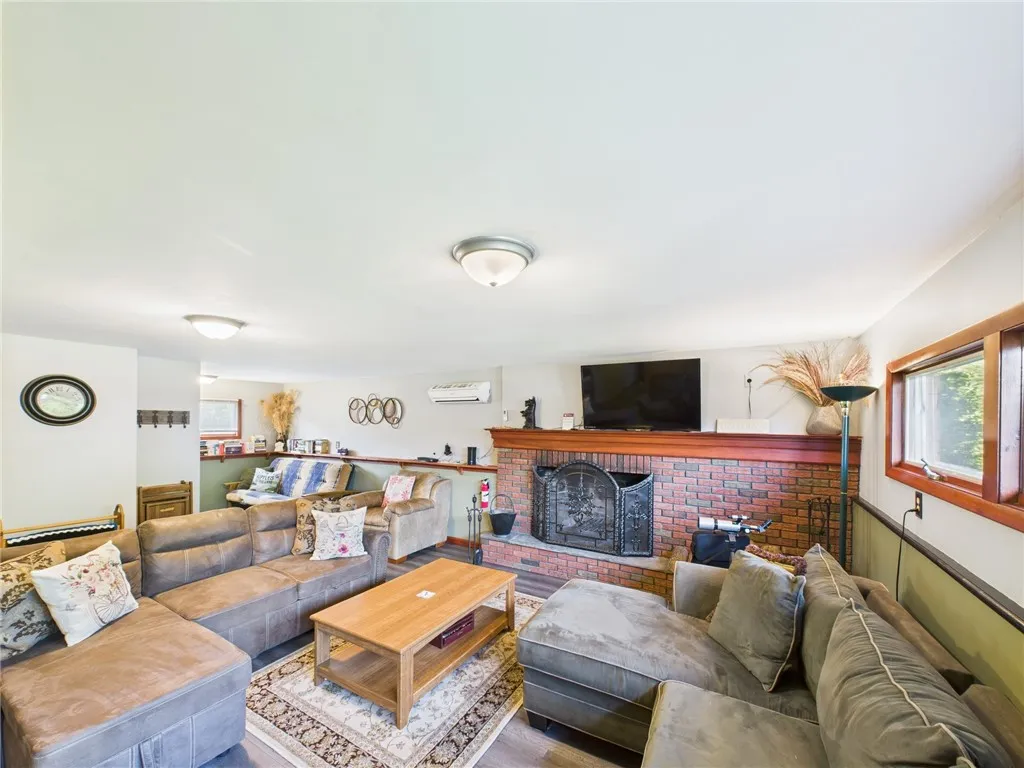 7374 Wyers Point Road, Ovid, New York 14521, Ovid, New York 14521, 4 Bedrooms Bedrooms, 10 Rooms Rooms,2 BathroomsBathrooms,Residential,For Sale,7374 Wyers Point Road, Ovid, New York 14521,R1632472