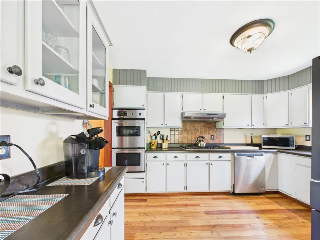 7374 Wyers Point Road, Ovid, New York 14521, Ovid, New York 14521, 4 Bedrooms Bedrooms, 10 Rooms Rooms,2 BathroomsBathrooms,Residential,For Sale,7374 Wyers Point Road, Ovid, New York 14521,R1632472