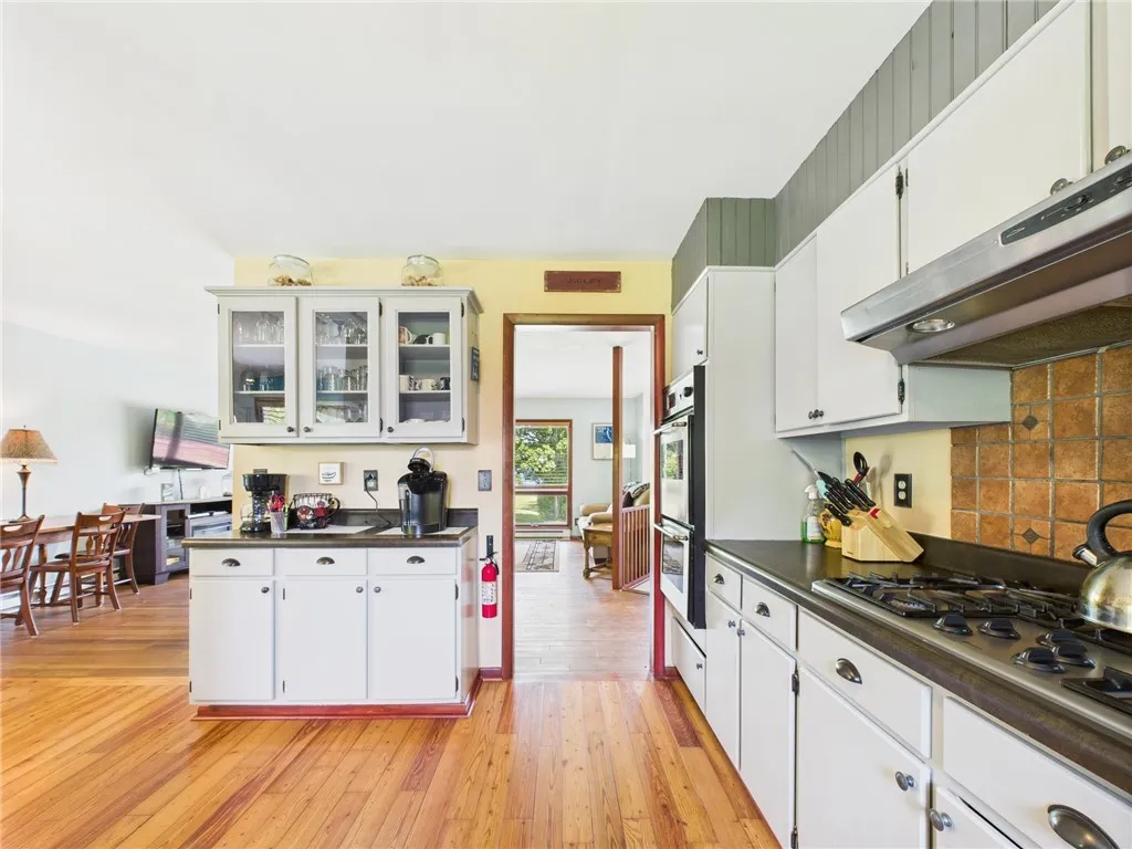 7374 Wyers Point Road, Ovid, New York 14521, Ovid, New York 14521, 4 Bedrooms Bedrooms, 10 Rooms Rooms,2 BathroomsBathrooms,Residential,For Sale,7374 Wyers Point Road, Ovid, New York 14521,R1632472
