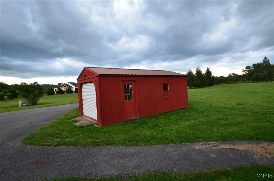 2359 Lawrence Road, Marcellus, New York 13108, Marcellus, New York 13108, 4 Bedrooms Bedrooms, 9 Rooms Rooms,3 BathroomsBathrooms,Residential,For Sale,2359 Lawrence Road, Marcellus, New York 13108,S1633101